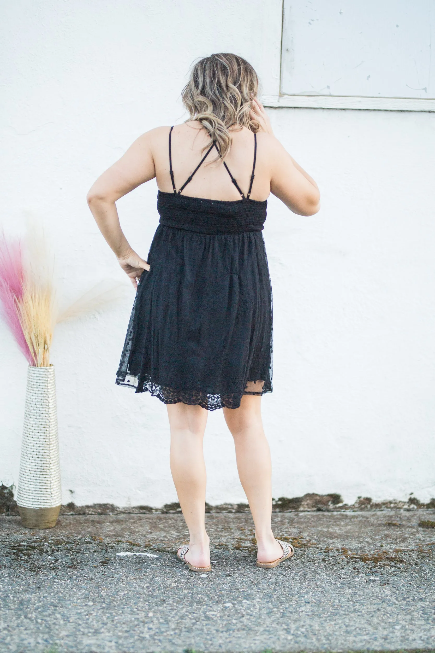 Dreamy Lace Short Black Dress