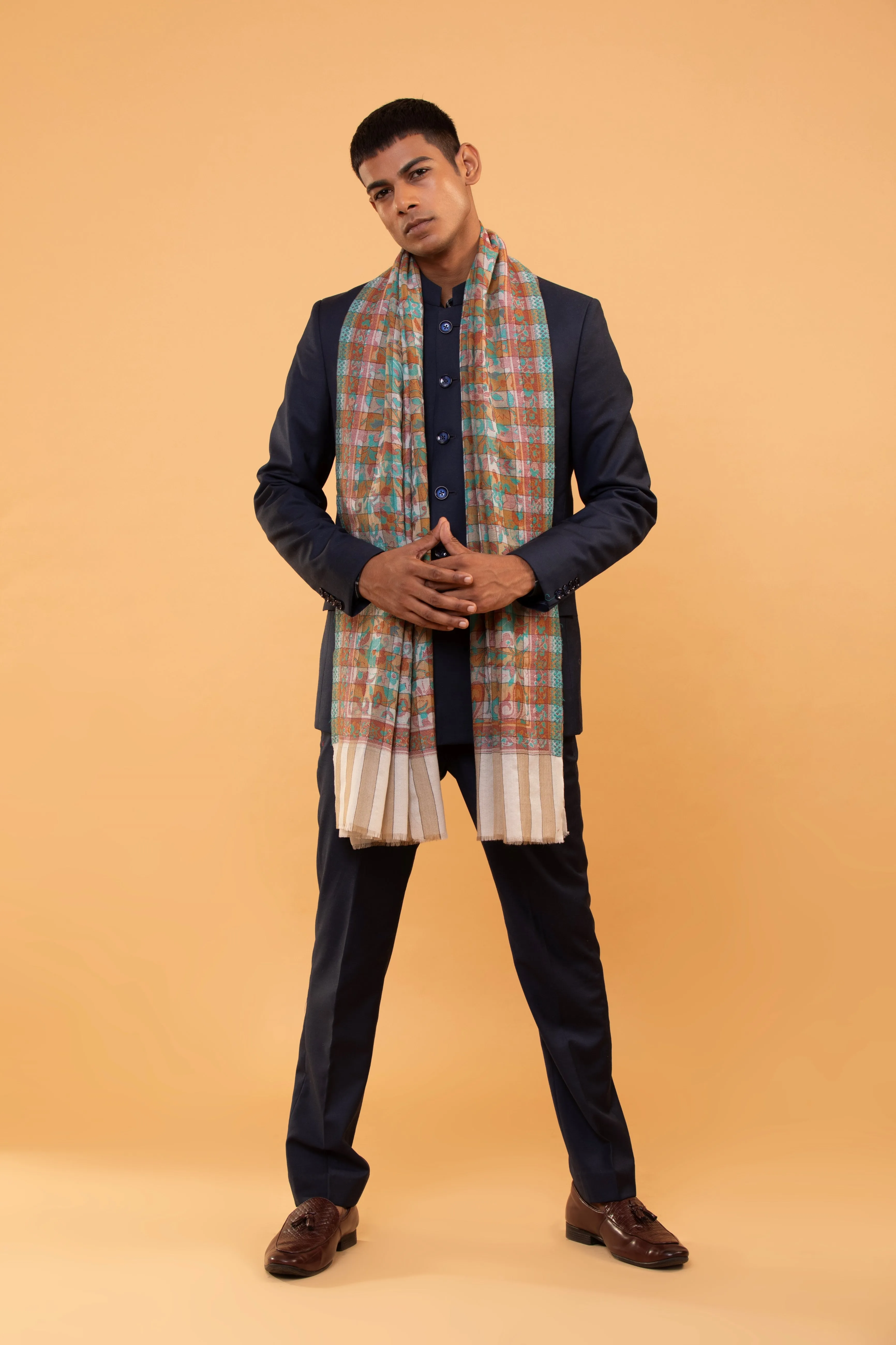 Fine Wool Checked Shawl for Men with Stylish Handwoven Design