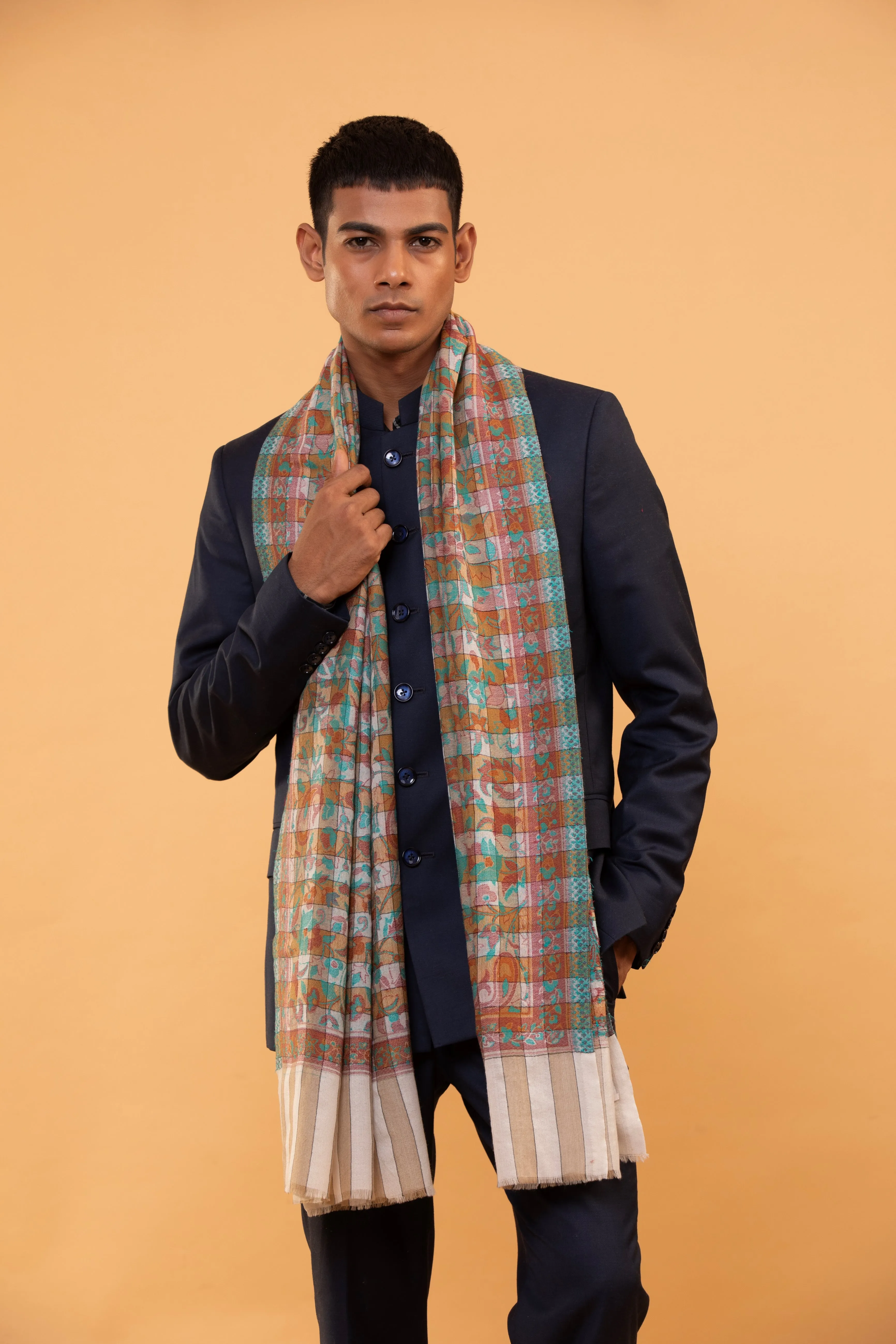 Fine Wool Checked Shawl for Men with Stylish Handwoven Design