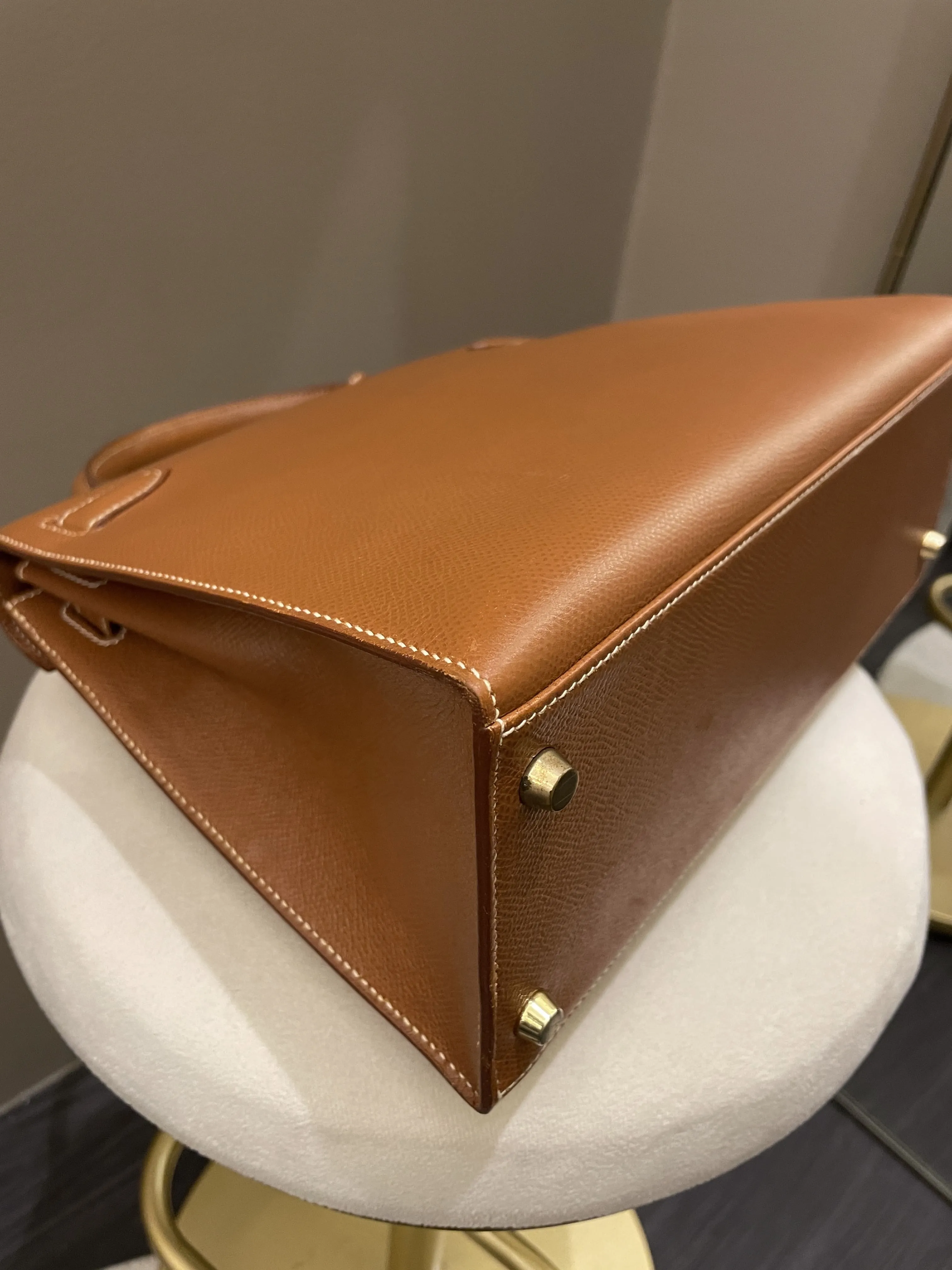 Hermes Vintage Kelly Sellier 28 Gold Courcheval