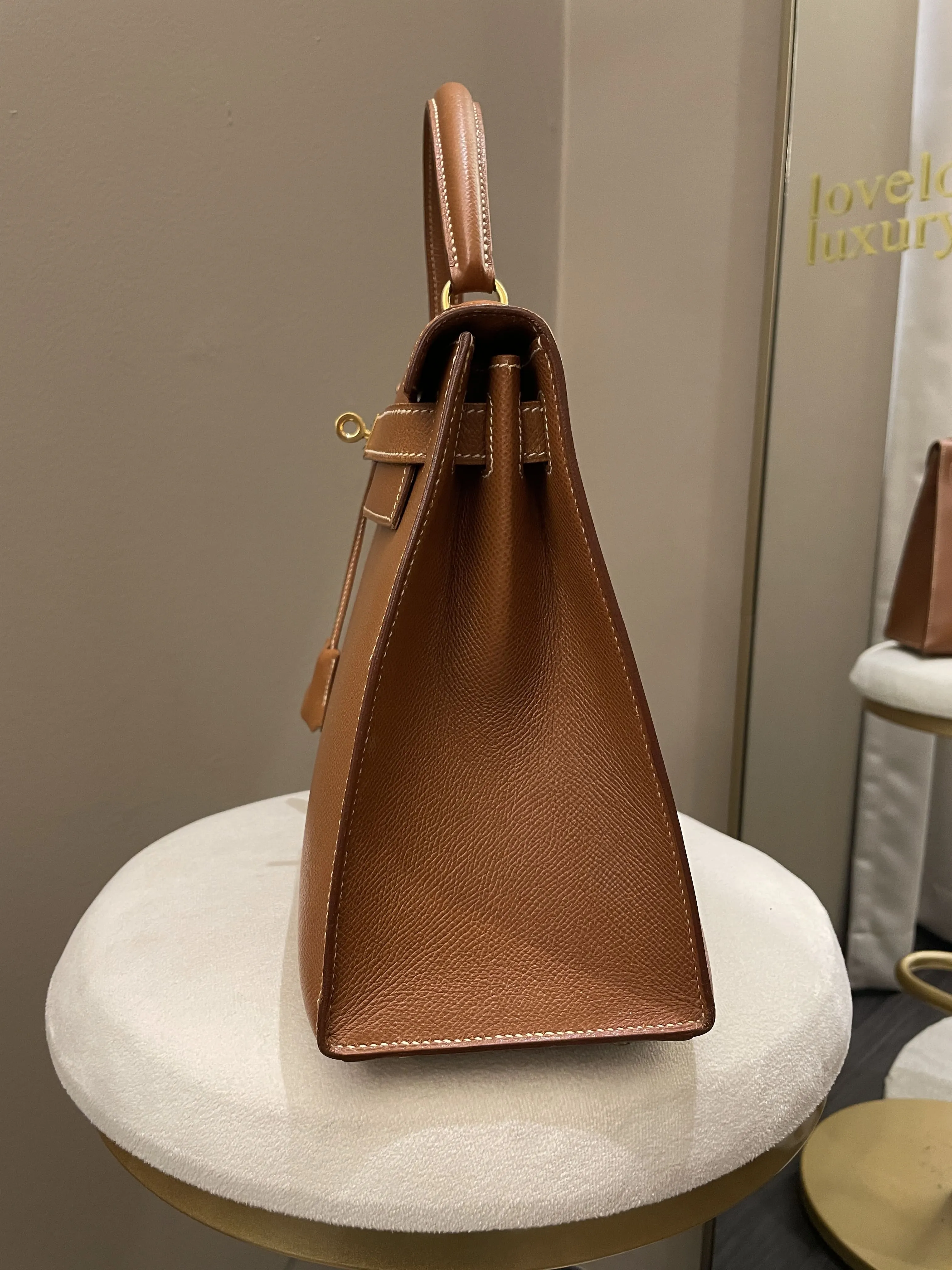 Hermes Vintage Kelly Sellier 28 Gold Courcheval