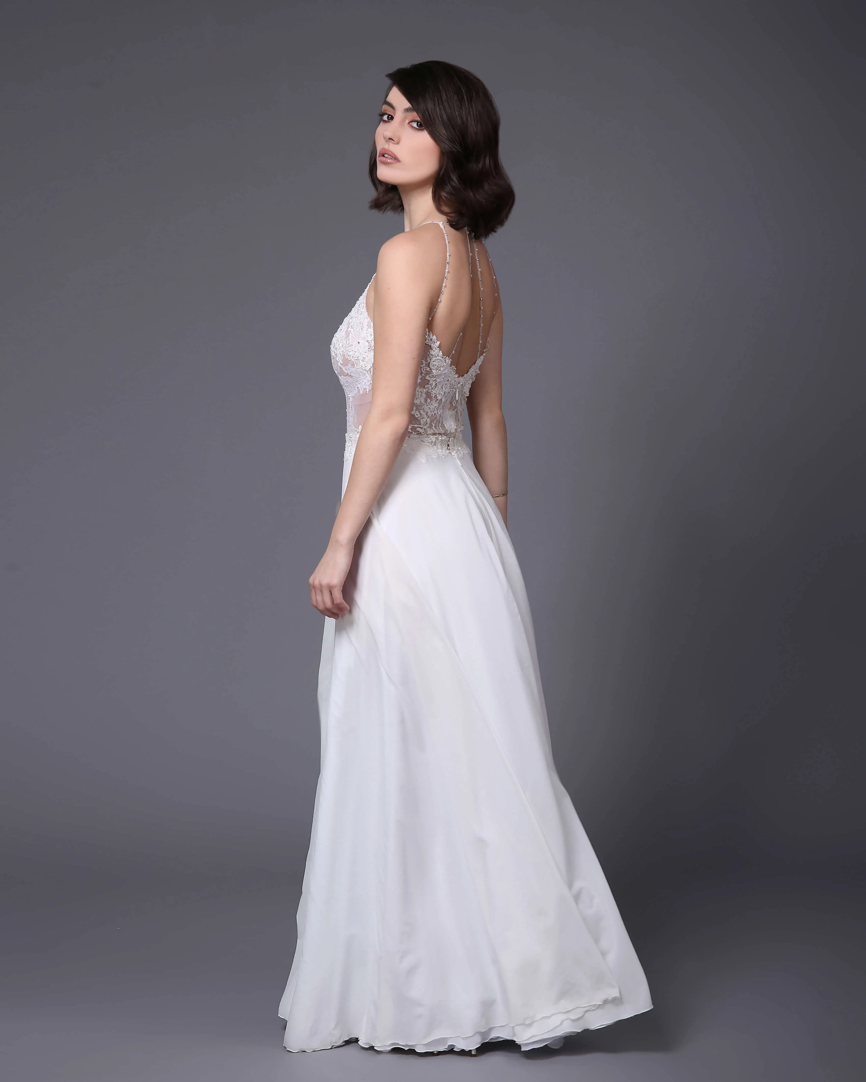 JULIETTE – Gentle wedding dress. Backless bridal gown.