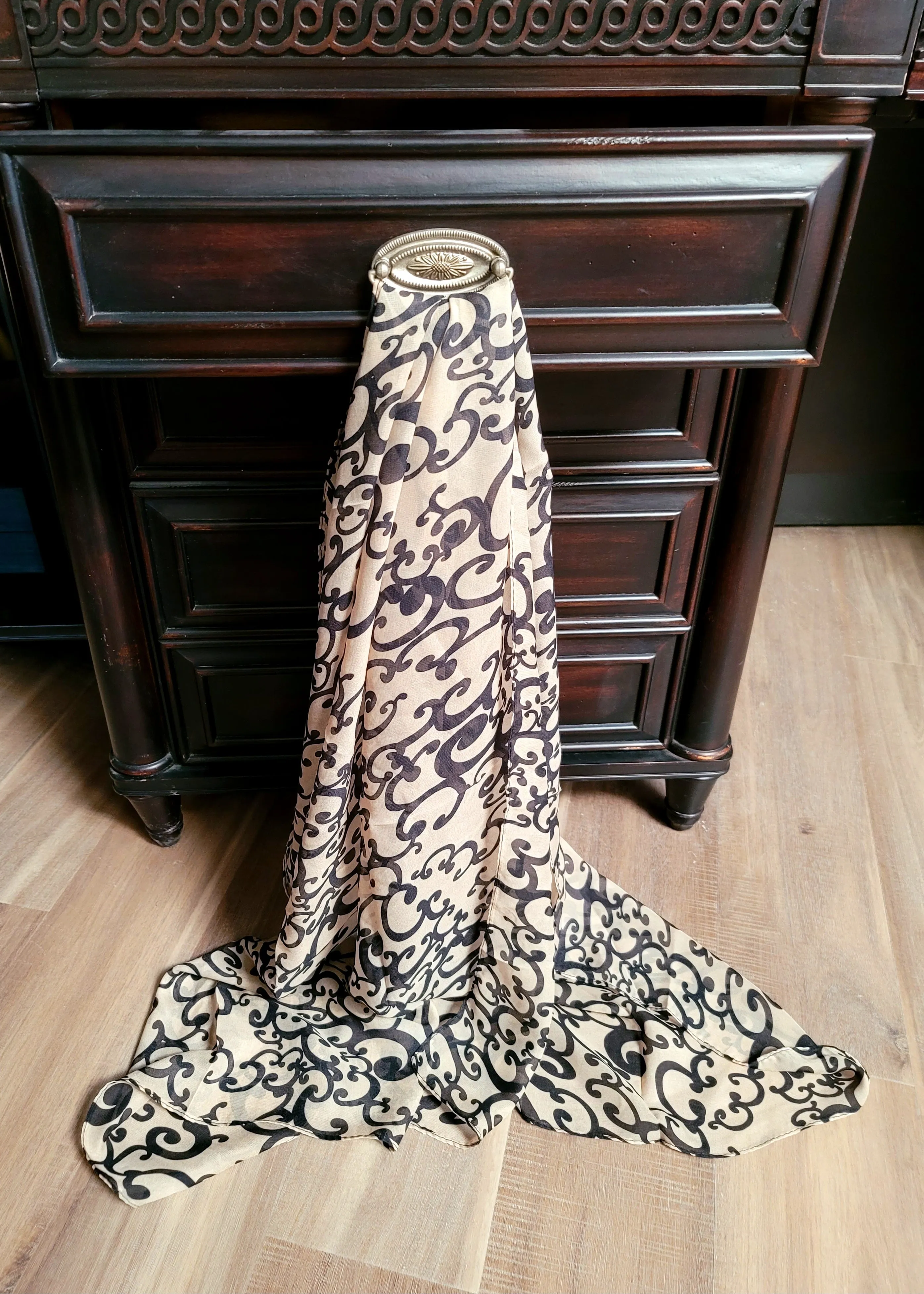 Sheer Scroll Scarf