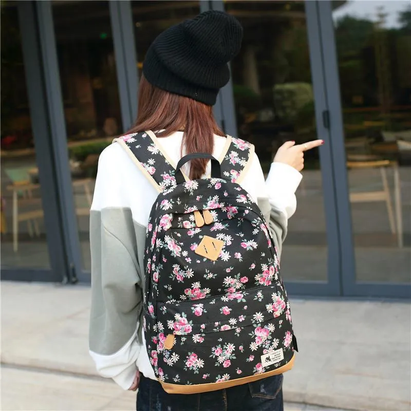 Women's Canvas Backpack With Floral Print